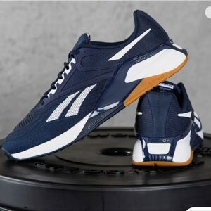 Men navy blue white and 10 nano2 Reeboks